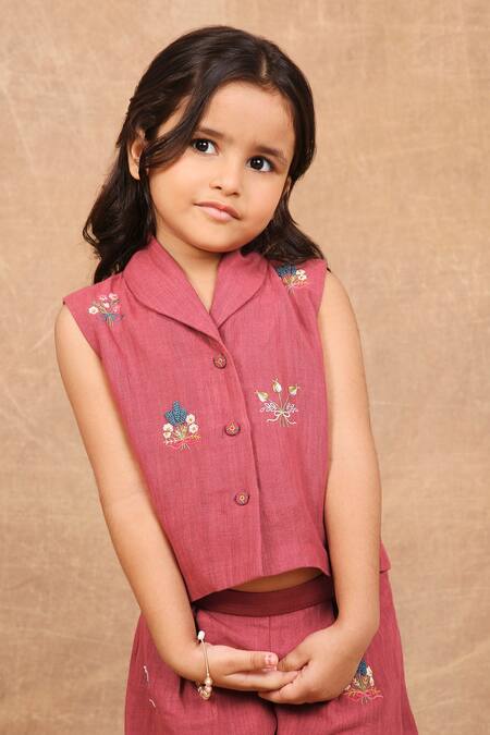 Shop_The Right Cut_Red Linen Embroidery Hand Jacket With Shorts 