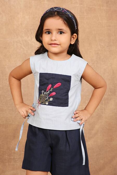 Shop_The Right Cut_Blue Cotton, Linen Embroidery Summer Daisy Top With Shorts 