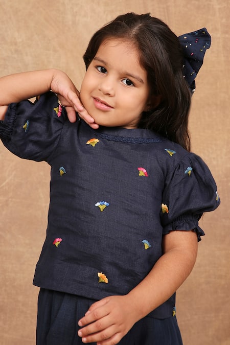 Shop_The Right Cut_Blue Linen Embroidery Floral Puffed Sleeve Top And Pant Set 