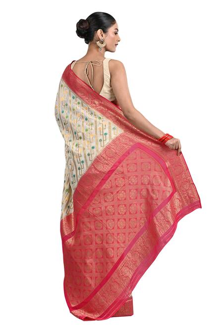 Zal From Benaras Cream Chiffon Embroidery Pure Saree With Unstitched Blouse Piece at Aza Fashions Zal From Benaras_Cream Chiffon Embroidery Pure Saree With Unstitched Blouse Piece_at_Aza_Fashions