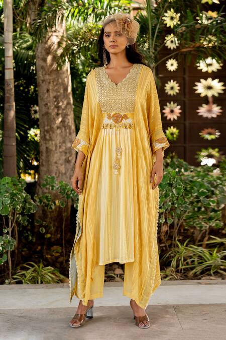 Nikita Vishakha Yellow V-neck Embroidered Kaftan And Pant Set at Aza Fashions Nikita Vishakha_Yellow V-neck Embroidered Kaftan And Pant Set _at_Aza_Fashions
