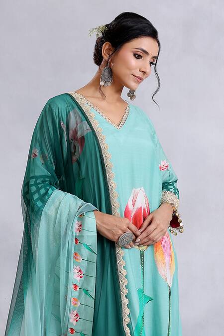 Radhika Jindal_Green Cotton, Silk, Net Sequins, Lace V-neck Embroidered Straight Kurta Pant Set_Online_at_Aza_Fashions