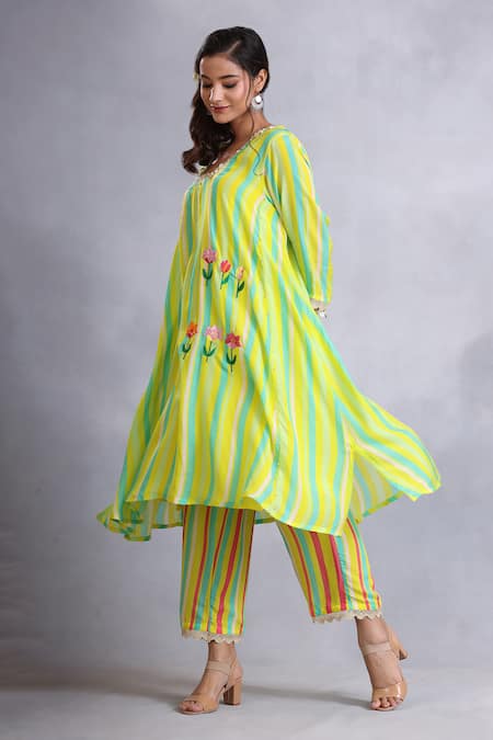 Radhika Jindal_Yellow Cotton, Silk Embroidery, Lace V-neck Princess Cut Kurta Pant Set_Online_at_Aza_Fashions