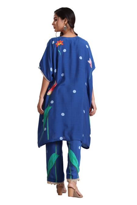 Radhika Jindal_Blue Cotton, Silk Lace V-neck Embroidered Anti-fit Kurta Set_at_Aza_Fashions