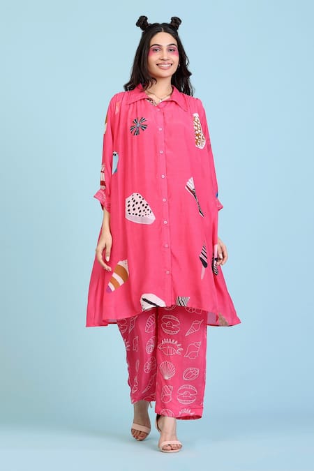 Radhika Jindal_Fuchsia Cotton, Silk Collared Printed Kurta Pant Set_Online_at_Aza_Fashions