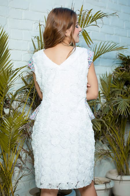 Shop Bohobi White Net Applique, Sequins V-neck Floral Dress at Aza Fashions Shop_Bohobi_White Net Applique, Sequins V-neck Floral Dress _at_Aza_Fashions