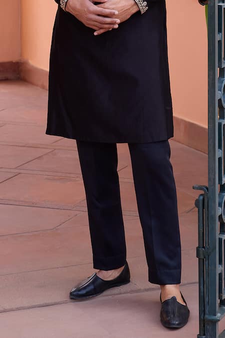 Buy ISHA GUPTA TAYAL Black Chanderi Silk, Cotton Embroidery Marodi Dori Kurta And Pant Set Online at Aza Fashions Buy_ISHA GUPTA TAYAL_Black Chanderi Silk, Cotton Embroidery Marodi Dori Kurta And Pant Set _Online_at_Aza_Fashions