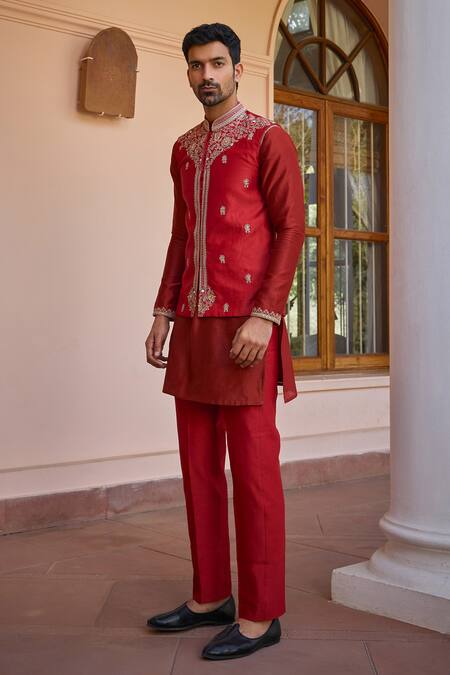 ISHA GUPTA TAYAL_Red Chanderi Silk, Cotton Diamonds, Embroidery, Zari Bundi Kurta Set _Online_at_Aza_Fashions