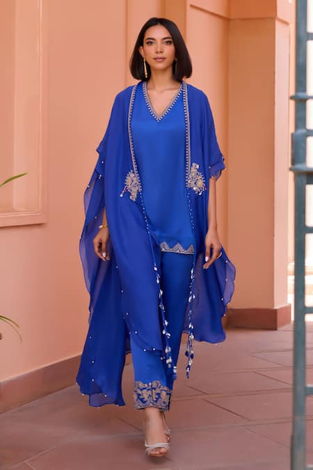 Isha Gupta Tayal Blue Kurta And Pant Linen Satin Embroidered Tilla V Neck Hoor Cape With Set 