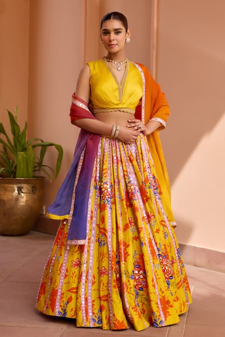 Isha Gupta Tayal Khushrang Floral Print Lehenga Set 