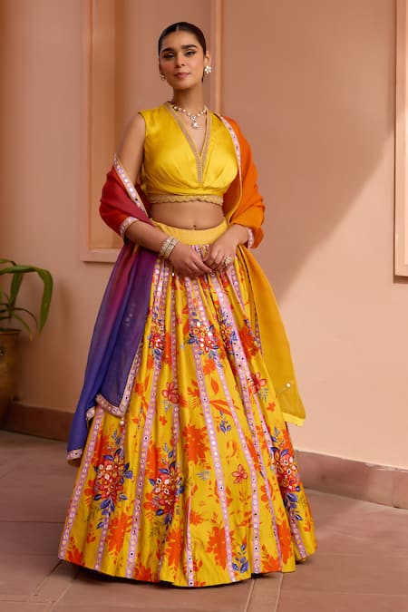 Buy ISHA GUPTA TAYAL Yellow Satin, Organza, Silk Embroidery, Khushrang Floral Print Lehenga Set Buy_ISHA GUPTA TAYAL_Yellow Satin, Organza, Silk Embroidery, Khushrang Floral Print Lehenga Set