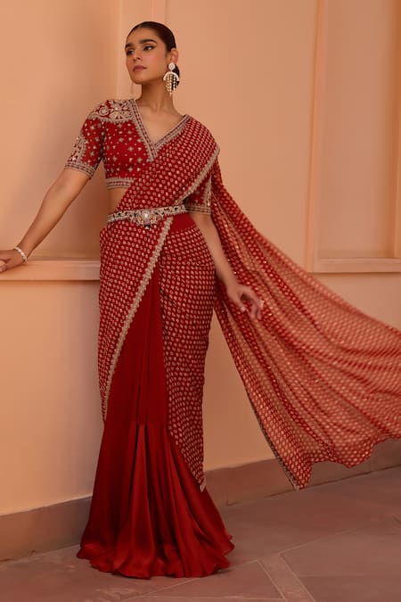 Isha Gupta Tayal Red Georgette Printed Bandhani V Neck Tara Pre-draped Saree Set 
