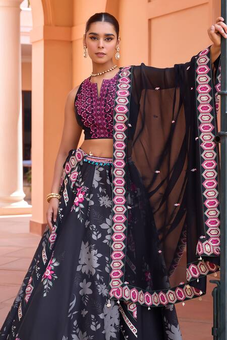 Buy ISHA GUPTA TAYAL Black Silk, Organza Embroidery, Diamonds Khushnoor Floral Print Lehenga Set Buy_ISHA GUPTA TAYAL_Black Silk, Organza Embroidery, Diamonds Khushnoor Floral Print Lehenga Set