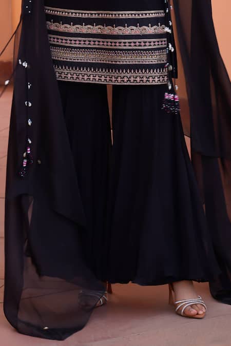 Buy ISHA GUPTA TAYAL Black Georgette, Organza, Satin Cut Adah Embroidered Draped Kurta Sharara Set Online at Aza Fashions Buy_ISHA GUPTA TAYAL_Black Georgette, Organza, Satin Cut Adah Embroidered Draped Kurta Sharara Set _Online_at_Aza_Fashions