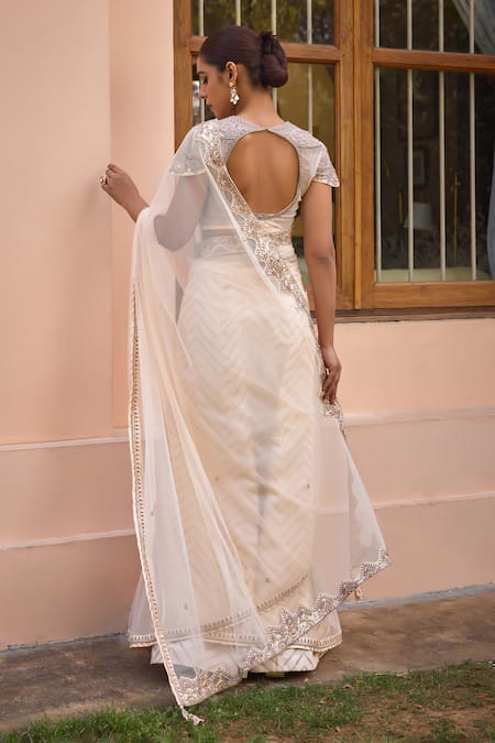 ISHA GUPTA TAYAL Falak Border Embroidered Saree With Blouse 