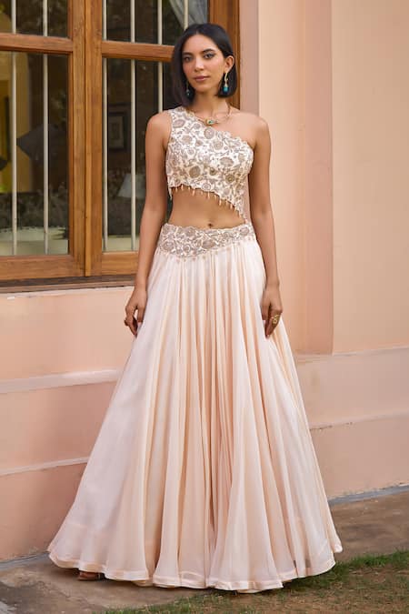 Buy_ISHA GUPTA TAYAL_White Silk, Organza, Satin Beads, Asmee Waistband Embroidered Lehenga Set 