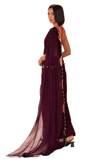 ISHA GUPTA TAYAL_Black Silk, Satin, Khushoor Bandhani Print Pre-stitched Saree With Blouse _at_Aza_Fashions