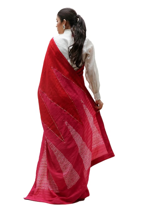Naina Jain_Red Silk, Cotton Mirrors Bandhani Saree With Striped Unstitched Blouse Piece _at_Aza_Fashions