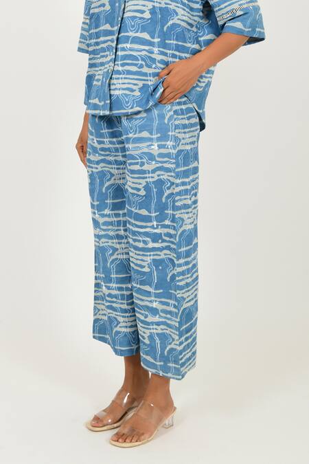 Rias Jaipur Blue Linen Dabu Mud Resist Print Pant Online at Aza Fashions Rias Jaipur_Blue Linen Dabu Mud Resist Print Pant _Online_at_Aza_Fashions
