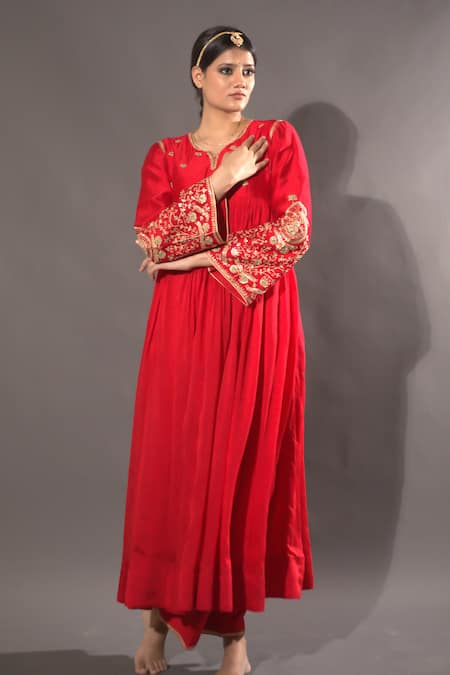Shop_Vikabyarvindampula_Red Chanderi, Crepe, Cotton, Chiffon Embroidery Bandeau Hand Anarkali Pant Set _Online_at_Aza_Fashions