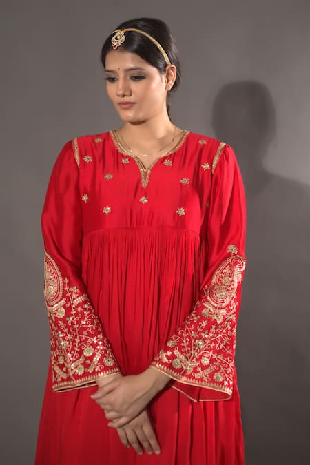 Vikabyarvindampula_Red Chanderi, Crepe, Cotton, Chiffon Embroidery Bandeau Hand Anarkali Pant Set _at_Aza_Fashions