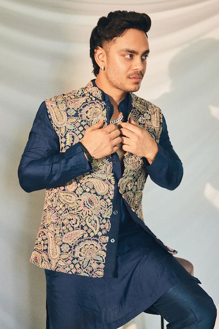 Mrunalini Rao Blue Silk Embroidery Bundi Kurta Set at Aza Fashions Mrunalini Rao_Blue Silk Embroidery Bundi Kurta Set _at_Aza_Fashions