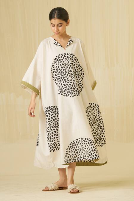 Shop_Stoique_Black Handloom Cotton V-neck Beau Geometric Abstract Print Dress _Online_at_Aza_Fashions