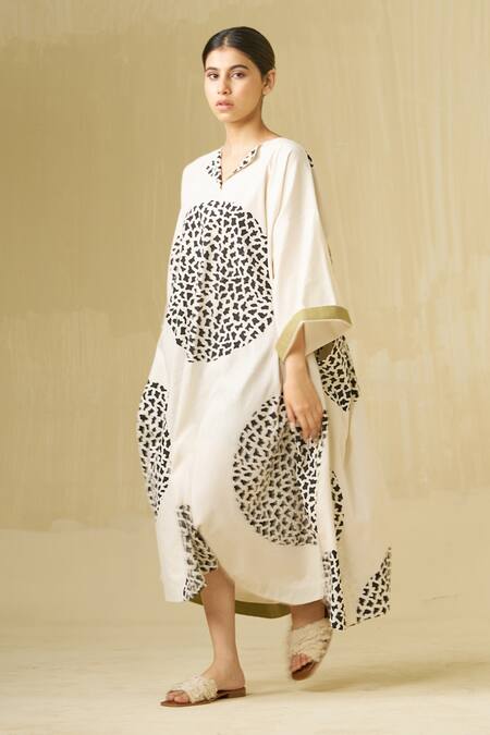 Stoique_Black Handloom Cotton V-neck Beau Geometric Abstract Print Dress _at_Aza_Fashions