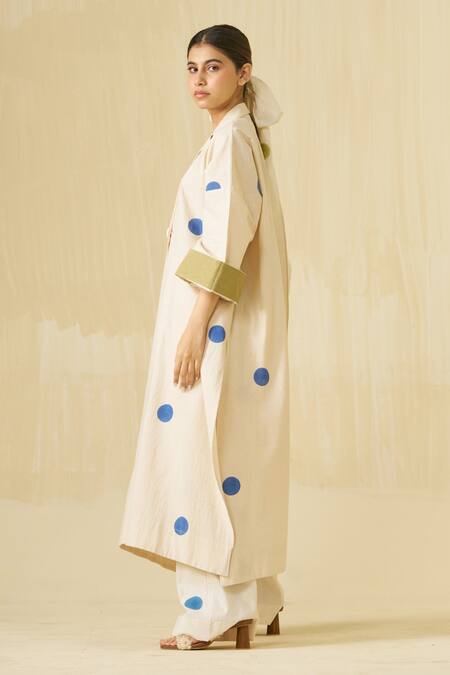 Stoique Off White Cotton Collared Honey Colorblock Printed Jacket at Aza Fashions Stoique_Off White Cotton Collared Honey Colorblock Printed Jacket _at_Aza_Fashions