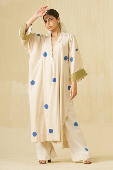 Buy Stoique Off White Cotton Collared Honey Colorblock Printed Jacket Buy_Stoique_Off White Cotton Collared Honey Colorblock Printed Jacket