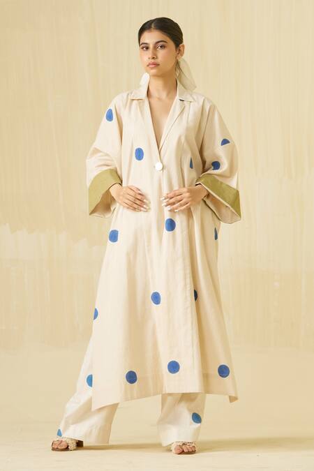 Shop Stoique Off White Cotton Collared Honey Colorblock Printed Jacket Shop_Stoique_Off White Cotton Collared Honey Colorblock Printed Jacket