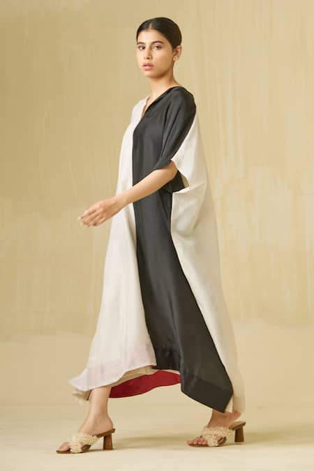 Shop_Stoique_Silver Silk V-neck Moon Colorblock Dress 