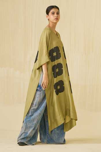 Stoique Green Upada Silk Printed Floral V Neck Swan Tunic at Aza Fashions Stoique_Green Upada Silk Printed Floral V Neck Swan Tunic _at_Aza_Fashions