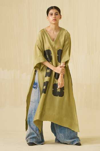 Buy Stoique Green Upada Silk Printed Floral V Neck Swan Tunic Buy_Stoique_Green Upada Silk Printed Floral V Neck Swan Tunic