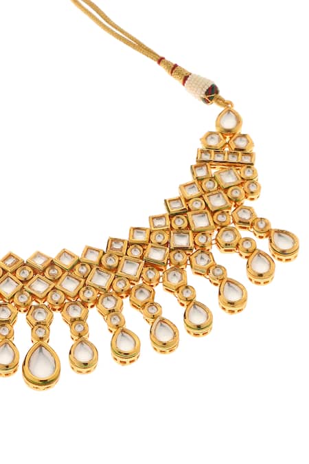 Minaki_Gold Plated Imitation Diamonds Cluster Bloom Kundan Embellished Jewellery Set _Online_at_Aza_Fashions
