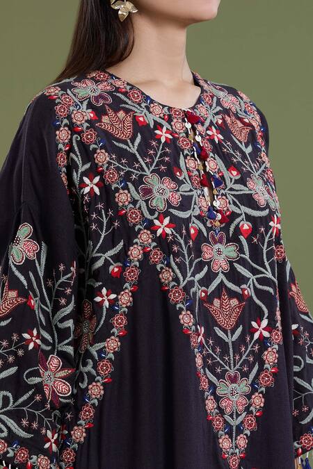 Shop_Divya Sheth_Black Cotton Embroidery Round Neck Matka Thread Work Kurta And Pant Set _Online_at_Aza_Fashions