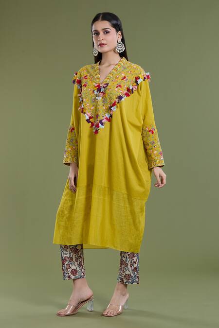 Buy_Divya Sheth_Yellow Cotton Patchwork Round Neck Thread Work Kaftan And Pant Set _Online_at_Aza_Fashions