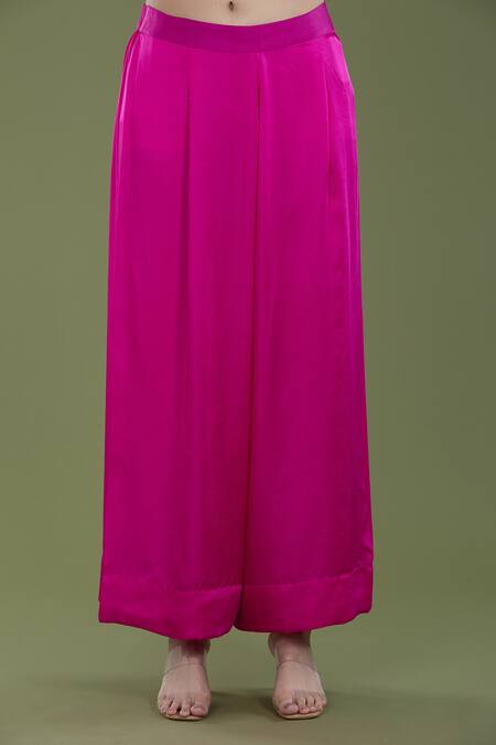 Divya Sheth_Pink Embroidery Dori Round Floral Neckline Kaftan And Pant Set _at_Aza_Fashions