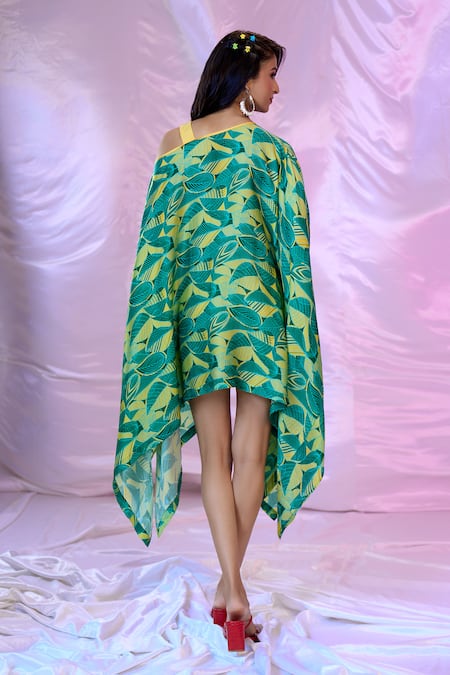 Siarra Asymmetric Leaf Print Dress 