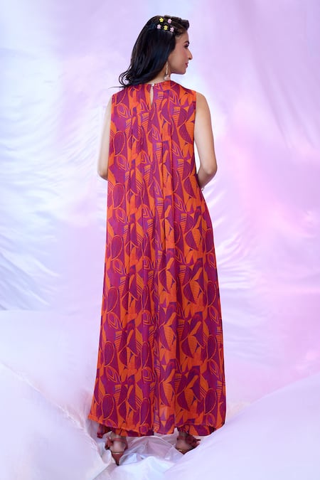 Siarra Leaf Print Slit Kurta With Pant 