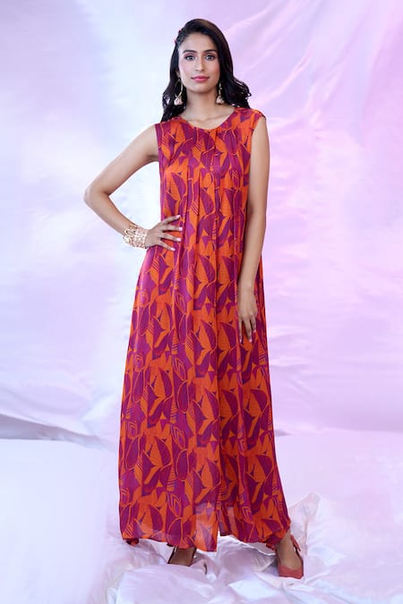 Siarra_Purple Satin, Chiffon, Silk, Linen Embroidery Leaf Print Slit Kurta With Pant _at_Aza_Fashions
