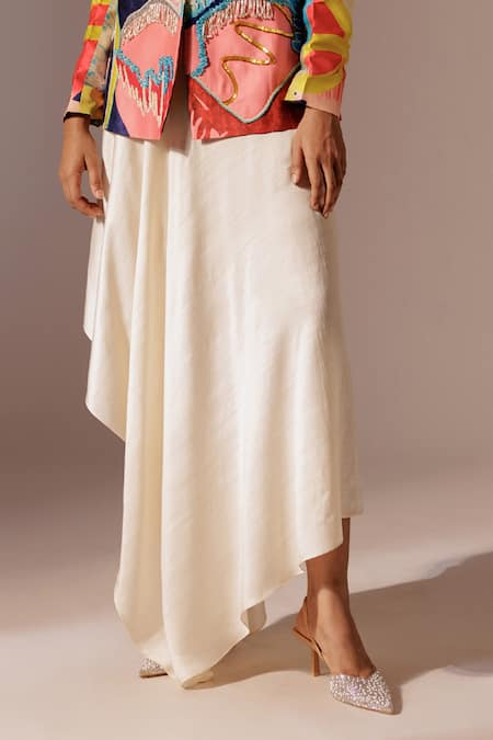 Shop Advait Ivory Bamboo Elio Solid Asymmetric Skirt Online at Aza Fashions Shop_Advait_Ivory Bamboo Elio Solid Asymmetric Skirt _Online_at_Aza_Fashions