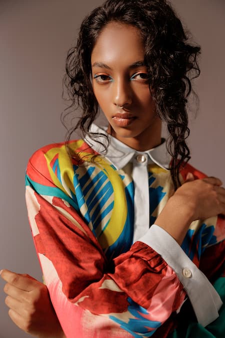 Advait_Multi Color Collared Juno Print Cropped Shirt _at_Aza_Fashions
