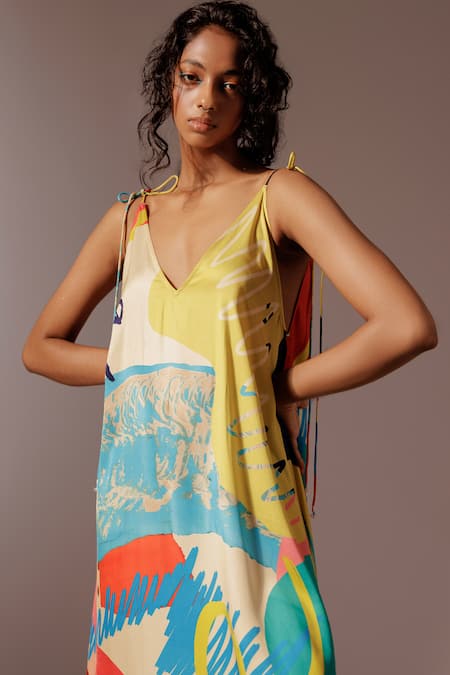 Buy_Advait_Multi Color Crepe V-neck Juno Print Maxi Dress 