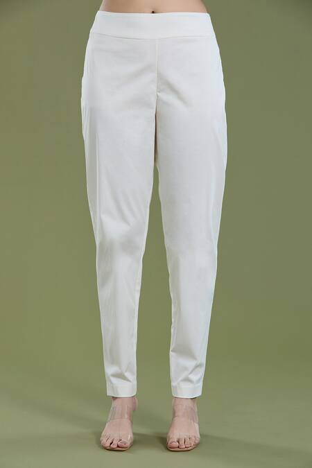 Divya Sheth_Purple Cotton Zari, Sequins Round Neck Matka Thread Embroidered Kurta And Pant Set _at_Aza_Fashions