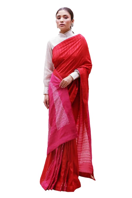 Buy_Naina Jain_Red Silk, Cotton Mirrors Bandhani Saree With Striped Unstitched Blouse Piece 
