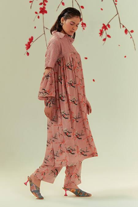 Shop Coeur Peach Crepe, Silk Embroidery Collared Mizu Fleur Print Gathered Tunic With Pant Online at Aza Fashions Shop_Coeur_Peach Crepe, Silk Embroidery Collared Mizu Fleur Print Gathered Tunic With Pant _Online_at_Aza_Fashions