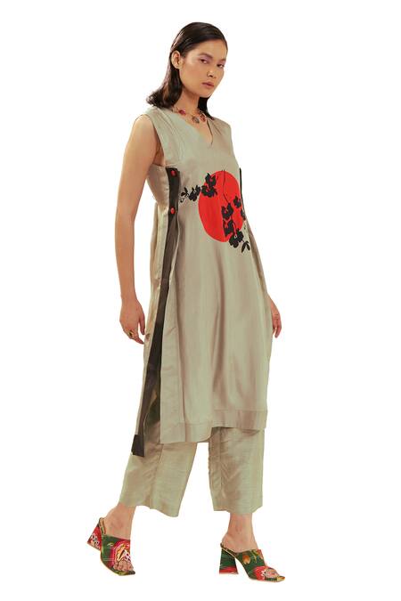 Coeur_Green Bamboo, Silk V-neck Yugen Ikigai Blossom Print Tunic Top With Pant_Online_at_Aza_Fashions