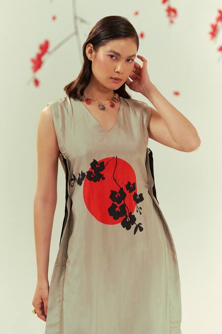 Buy_Coeur_Green Bamboo, Silk V-neck Yugen Ikigai Blossom Print Tunic Top With Pant_Online_at_Aza_Fashions