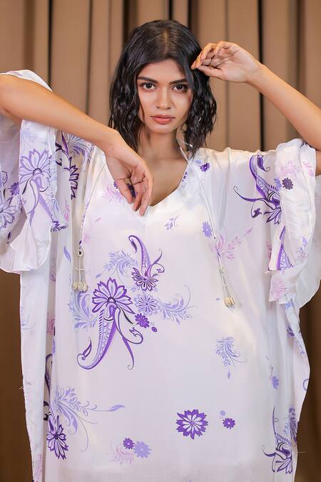 Shop Foram Patel White Crepe Embroidery V-neck Paisley And Floral Print Kaftan Online at Aza Fashions Shop_Foram Patel_White Crepe Embroidery V-neck Paisley And Floral Print Kaftan_Online_at_Aza_Fashions